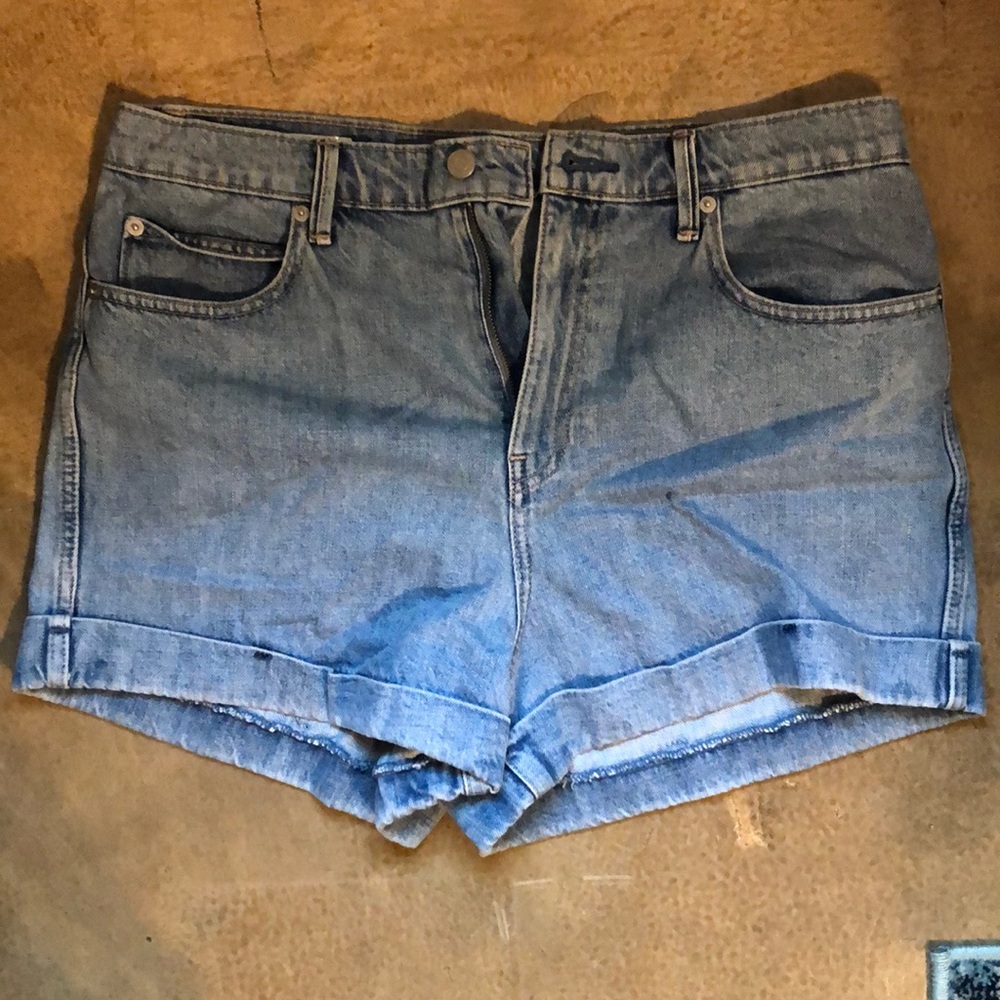 Gap High Rise Shorts (32)